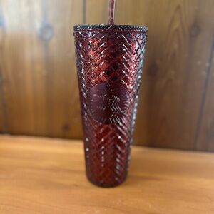 BNWT 2022 Holiday Merlot 24oz Tumbler